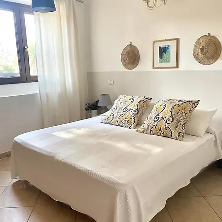 アパートホテル La Dimora Di Ulisse 4*